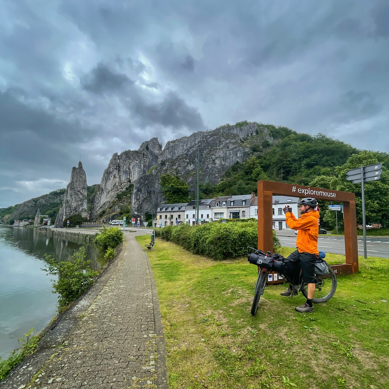 Cycling along the Maas