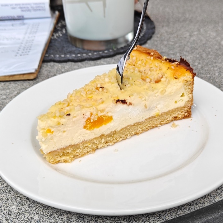 Time for coffee and torte!